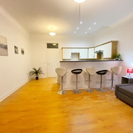Apartamento Cozy Nights - Ibrox Street Glasgow Exterior foto