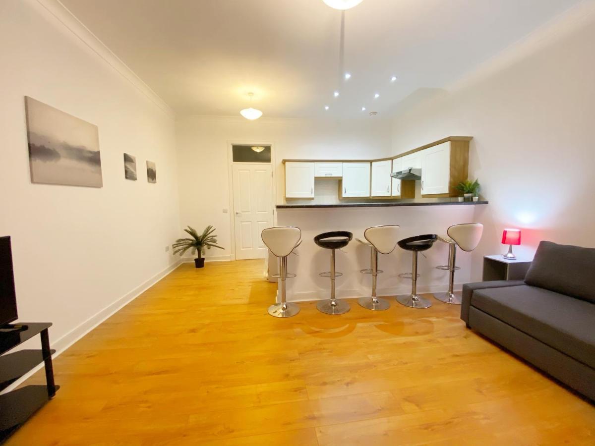 Apartamento Cozy Nights - Ibrox Street Glasgow Exterior foto